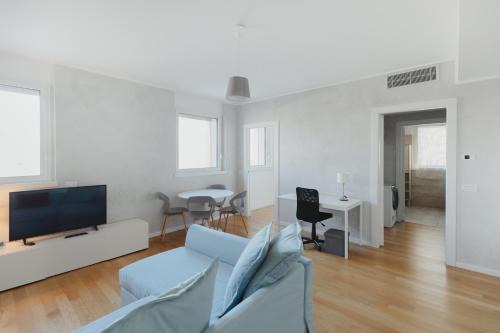 Ripamonti Corvetto Apartment | GoHost - Modern Apartments with Private Terrace near Duomo