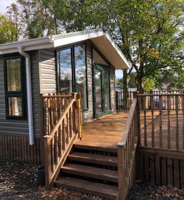Jedburgh Other | Gold Caravan