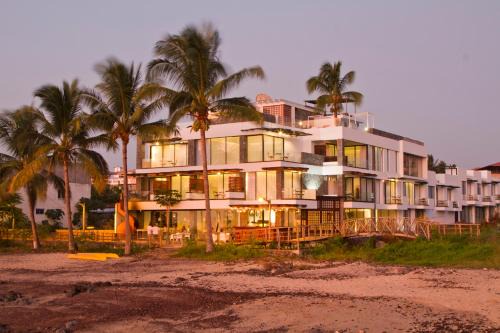Puerto Baquerizo Moreno Hotel | Golden Bay Galapagos