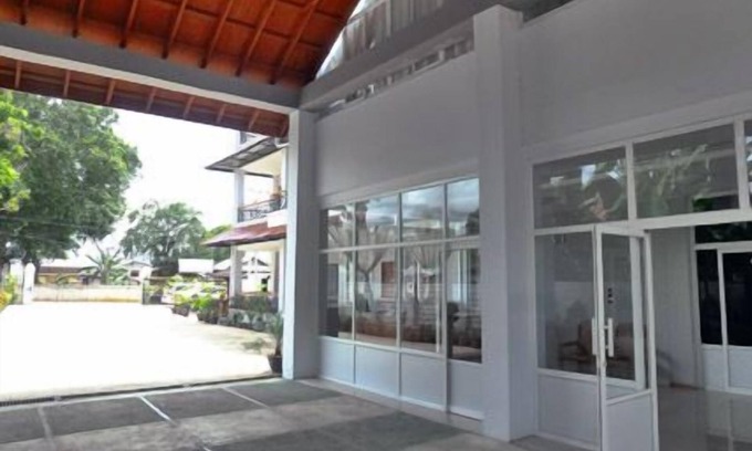 Yawnghwe Hotel | Golden Lotus Inle Hotel