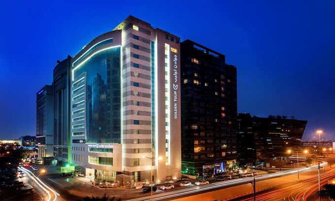 Doha Hotel | Golden Tulip Doha (Luxury City Hotel)