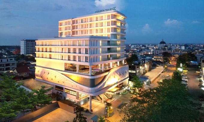 Pontianak Hotel | Golden Tulip Pontianak