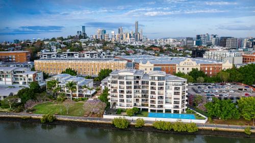 Teneriffe Apartment | Goldsborough Place Apartments