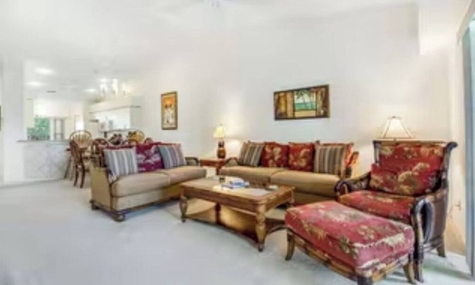 Palmer Ranch Condo | Golf oasis, 10 minutes from gulf beaches - Sarasota, FL