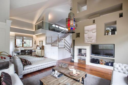Berreaga-Mendi House | Golf & Pool