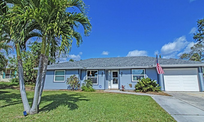 Hobe Sound House | Golf, Tennis, Bike & Beach in Hobe Sound
