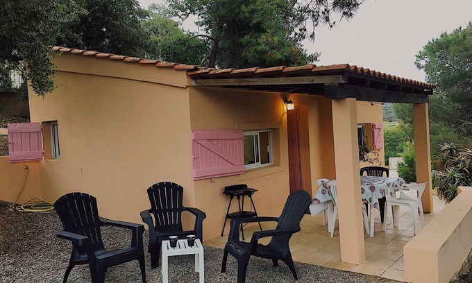 Residences du Golfe de Lava House | Golfe De Lava Appietto: Small house 250 meters from the sea.