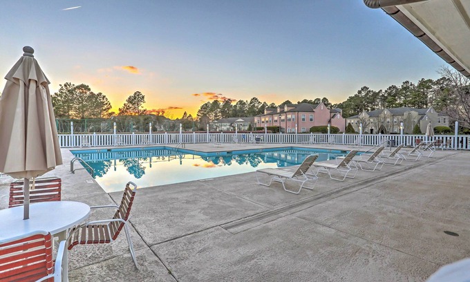 Red Hill House | Golfer's Paradise: Legends Resort Townhome!