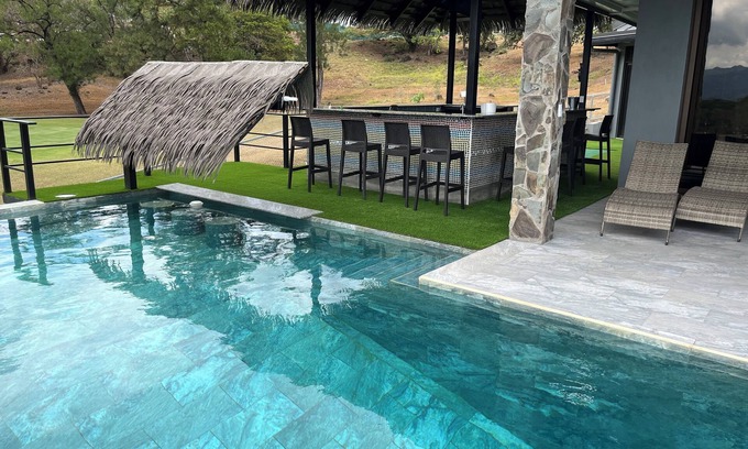 Ciudad-Hacienda Los Reyes House | Golfers Dream Vacation Home