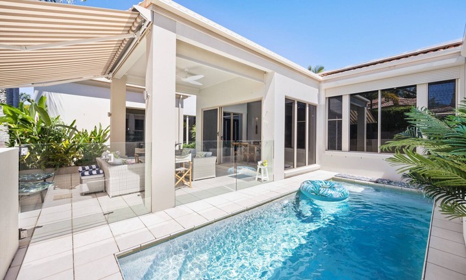 Noosa Heads Apartment | Golfers Paradise in Noosa Heads