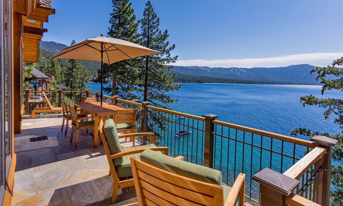 Crystal Bay House | Gonowabie Lodge - Crystal Bay Lakefront - TLUXP