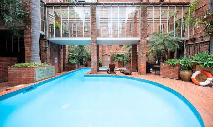 Chinatown Apartment | Gordon`s Place Entire Apartment CBD Location