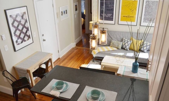 North End Apartment | Gorgeous 2 bds- Best North End location w parking