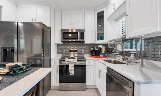Charlotte Harbor House | 🥇 Gorgeous 2bd quiet pool home (CH1016)