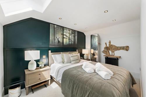 Portishead House | Gorgeous 3 Bedroom, 225 year old cottage