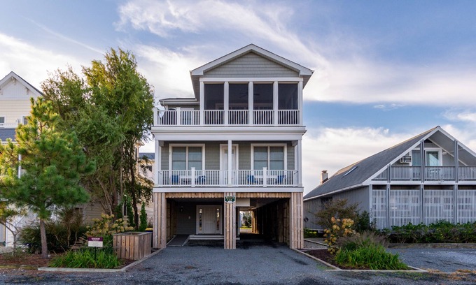 Bethany Beach House | GORGEOUS 7 BR HOME IN 2ND OCEAN BLOCK - 204 Fourth Street, Bethany Beach