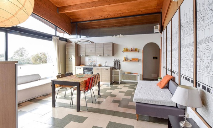 Cori Apartment | Gorgeous apartment in Cori with kitchen