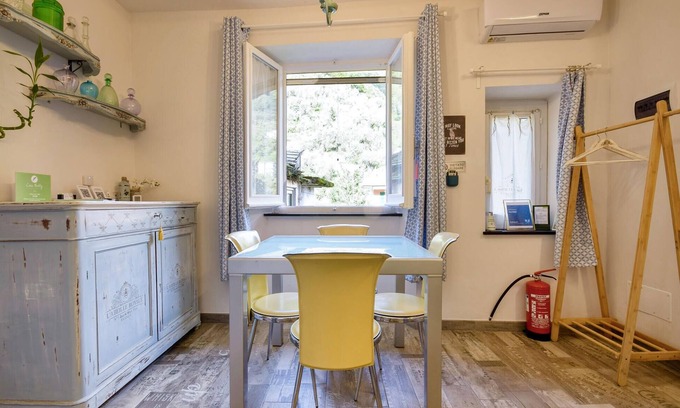 Sori Apartment | Gorgeous apartment in Sori with WiFi