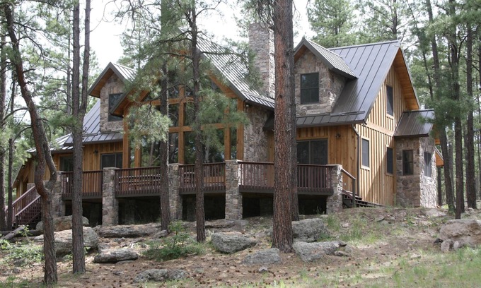 Alpine Cabin | GORGEOUS CABIN IN THE PINES