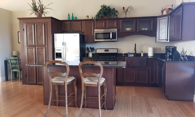 Casa Rio Estates Apartment | Gorgeous City and Mountain Views Foothills Studio