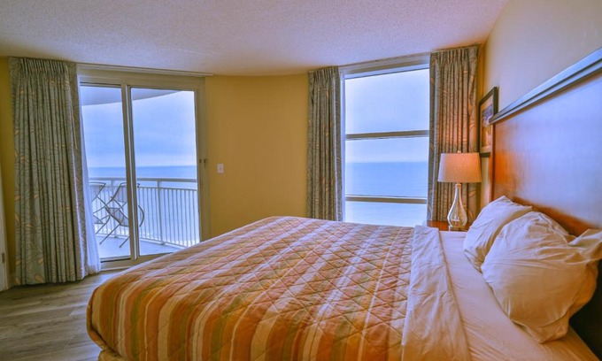 Downtown Myrtle Beach Apartment | Gorgeous Condo 3 Br 3 Balconies SB 11th Floor