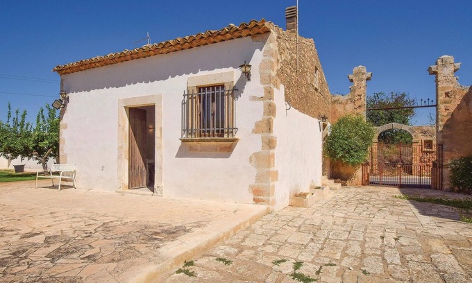 Santa Croce Camerina House | Gorgeous home in Santa Croce Camerina