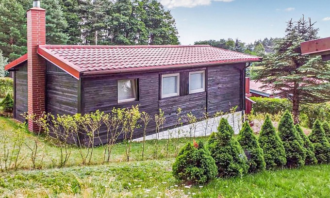 Wilimy House | Gorgeous home in Biskupiec with kitchen