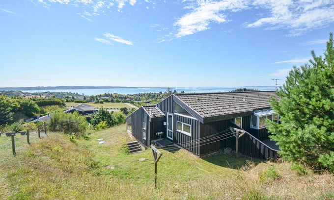 Handrup Strand House | Gorgeous home in Ebeltoft with sauna