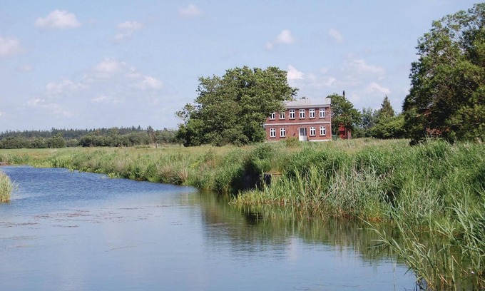 Sonder Bork House | Gorgeous home in Hemmet with lake view