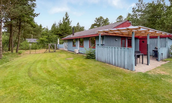 Houstrup House | Gorgeous home in Nørre Nebel with sauna