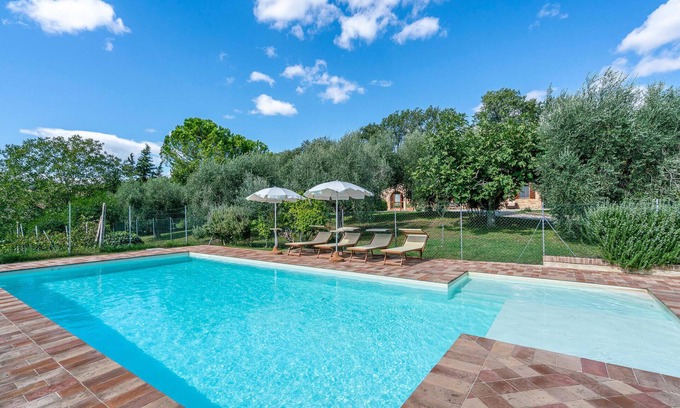 Petriolo House | Gorgeous home in Petriolo MC