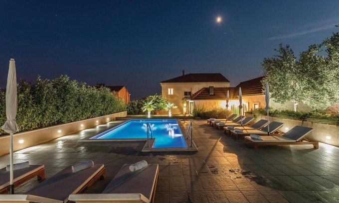 Kamen House | Gorgeous home in Split