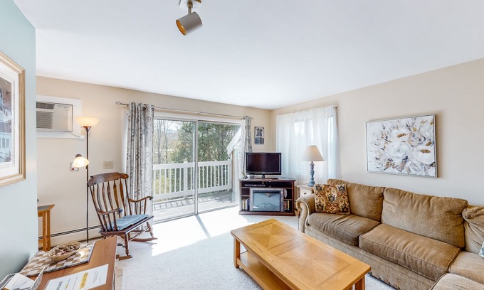 Stowe Area Condo | Gorgeous Home with Free WiFi, Electric Fireplace, & Shared Pool/Hot Tub
