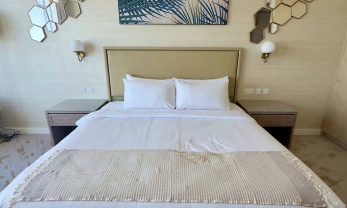 Al Safa Apartment | Gorgeous luxury studio - Exquisite Palm View