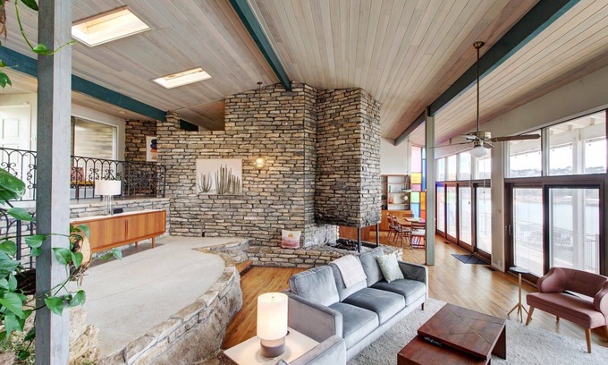 Burnet House | Gorgeous MCM Lake House on Lake Buchanan! Pool & Hot tub! The lake is full!