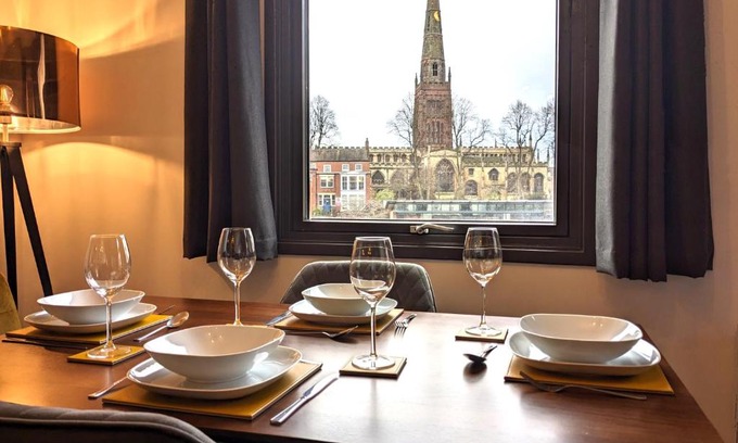 Coventry City Centre Apartment | Gorgeous Modernised City Centre Apartment