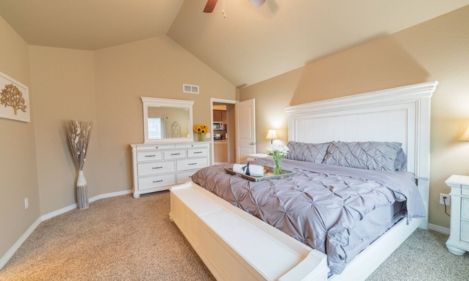 Longmont House | Gorgeous New Home - Theatre, Ping-Pong, & Stunning Mountain Views