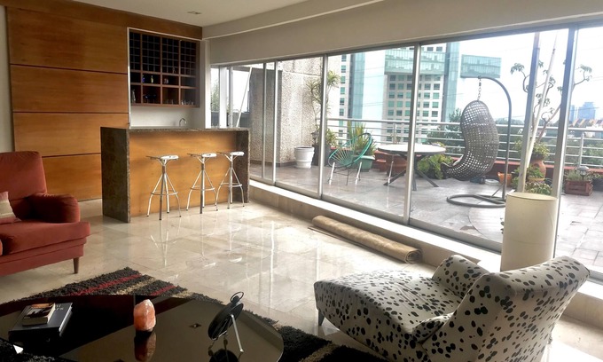 Bosques de las Lomas Apartment | Gorgeous PH w/3 terraces (bbq) near Near Santa Fé great location.