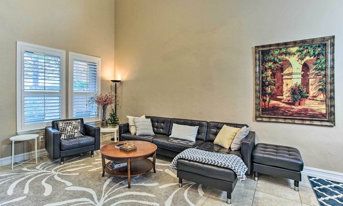 Plano House | Gorgeous Plano Townhome w/Patio & Grill!