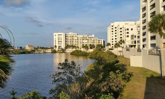 Hudson Condo | GORGEOUS SUNSETS On The Gulf Of Mexico