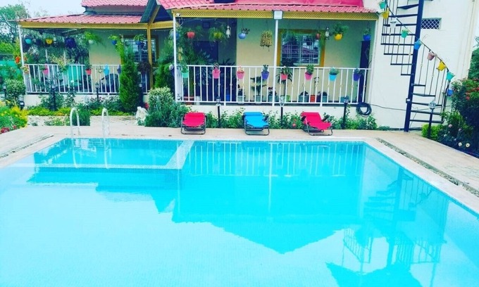 Bhopal Other | Gorgeous villa with mountain & lake view