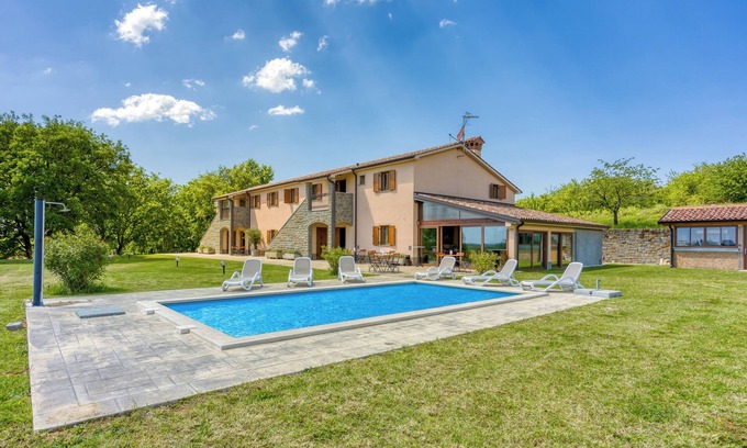 Gracisce Hotel | Grad Inn Boutique Villa Suite Thyme, Gračišče, Slovenia