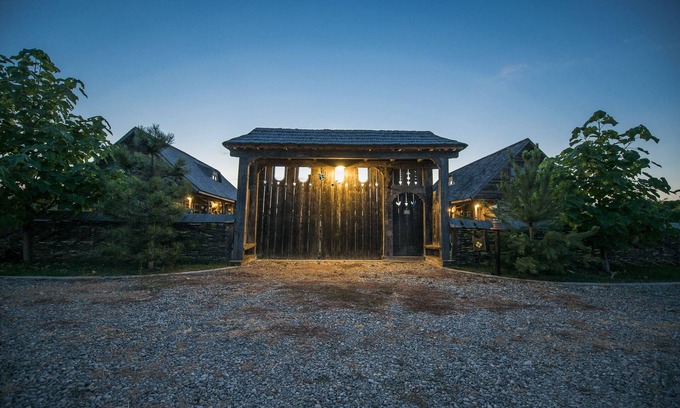 Snagov Bed & Breakfast | GRĂDINA VLAHIIA, literally “the Garden of the Vlachs”,
