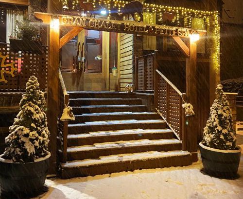 Betren Hotel | GRAN CHALET Hotel & Petit SPA