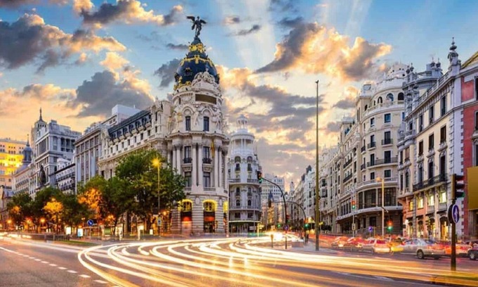 Centro Apartment | GRAN VIA MADRID! CITY CENTER!