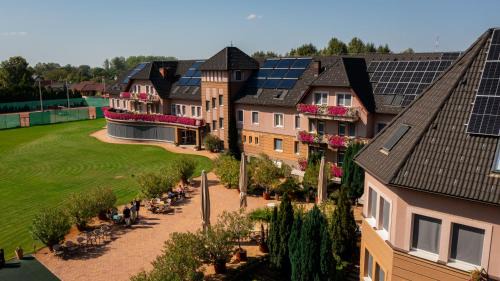 Kecskemet Hotel | Granada Conference, Wellness and Sport Hotel