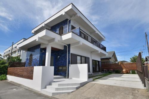 Katasekaigan House | Grand Bleu