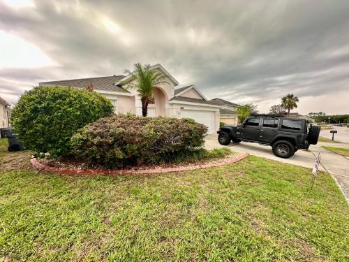 Highlands Reserve House | Grand Fabulous 4BR Pool Home near Disney