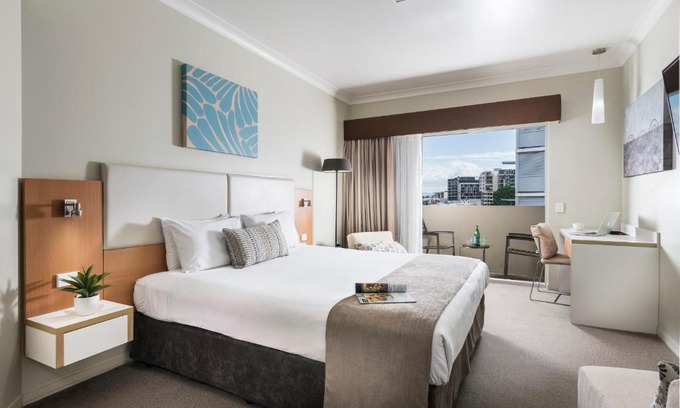 South Townsville Apartment | Grand Hotel and Apartments Townsville