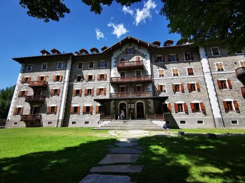 Prese-Montone Apartment | Grand Hotel Ceresole Reale studio apartment